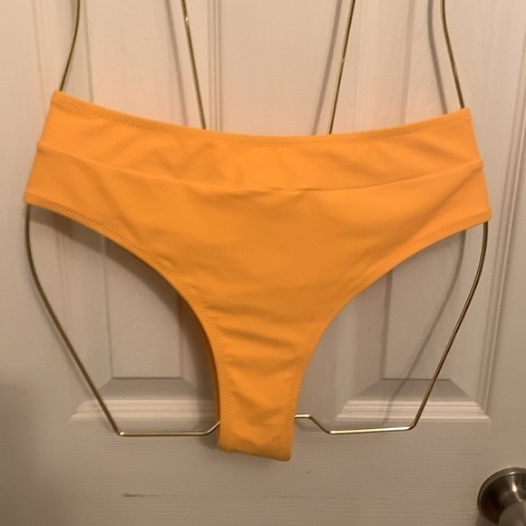 Yellow 2 Piece Bikini Size M - Picture 3 of 7